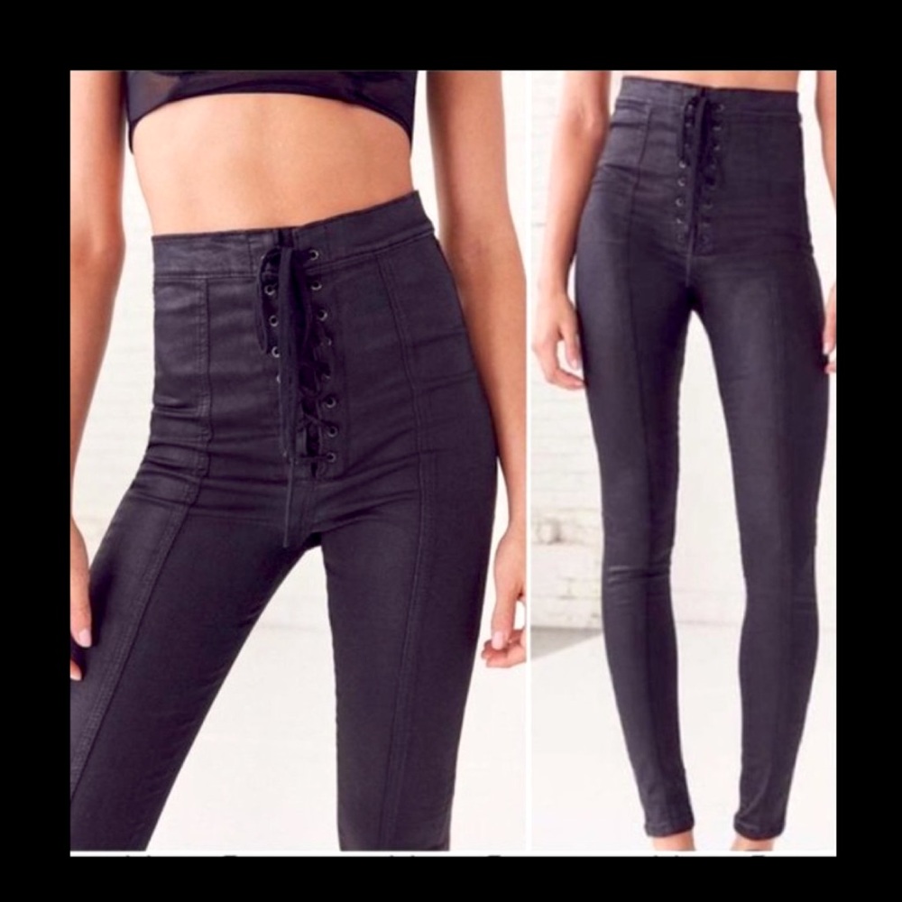 BDG Twig High rise skinny lace-up black jean size 26w